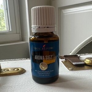 Young Living Aroma Siez Easential Oil